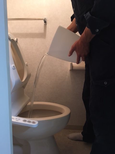 トイレつまりを自分で直す方法はこちら