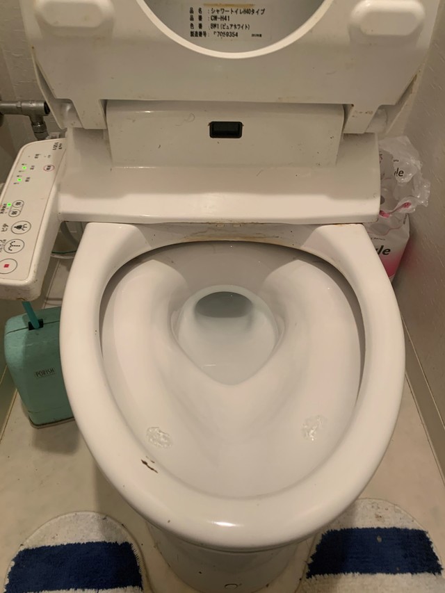 修理直後のトイレ便器